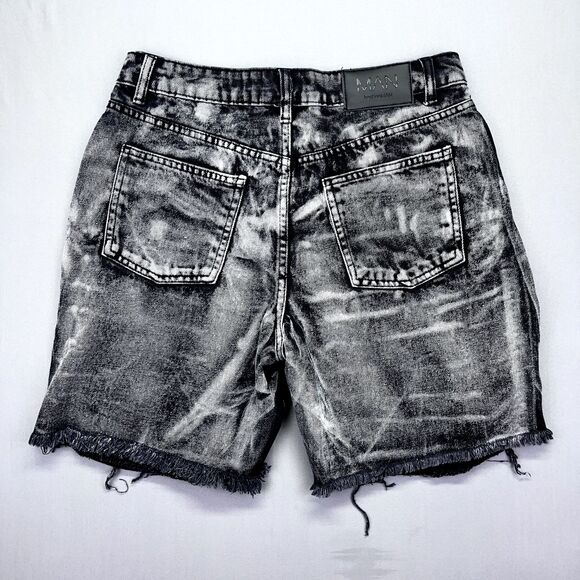 BoohooMAN Relaxed Rigid Extreme Ripped Tinted Denim Jorts‎ In Mid Grey Size 30 - Picture 10 of 12